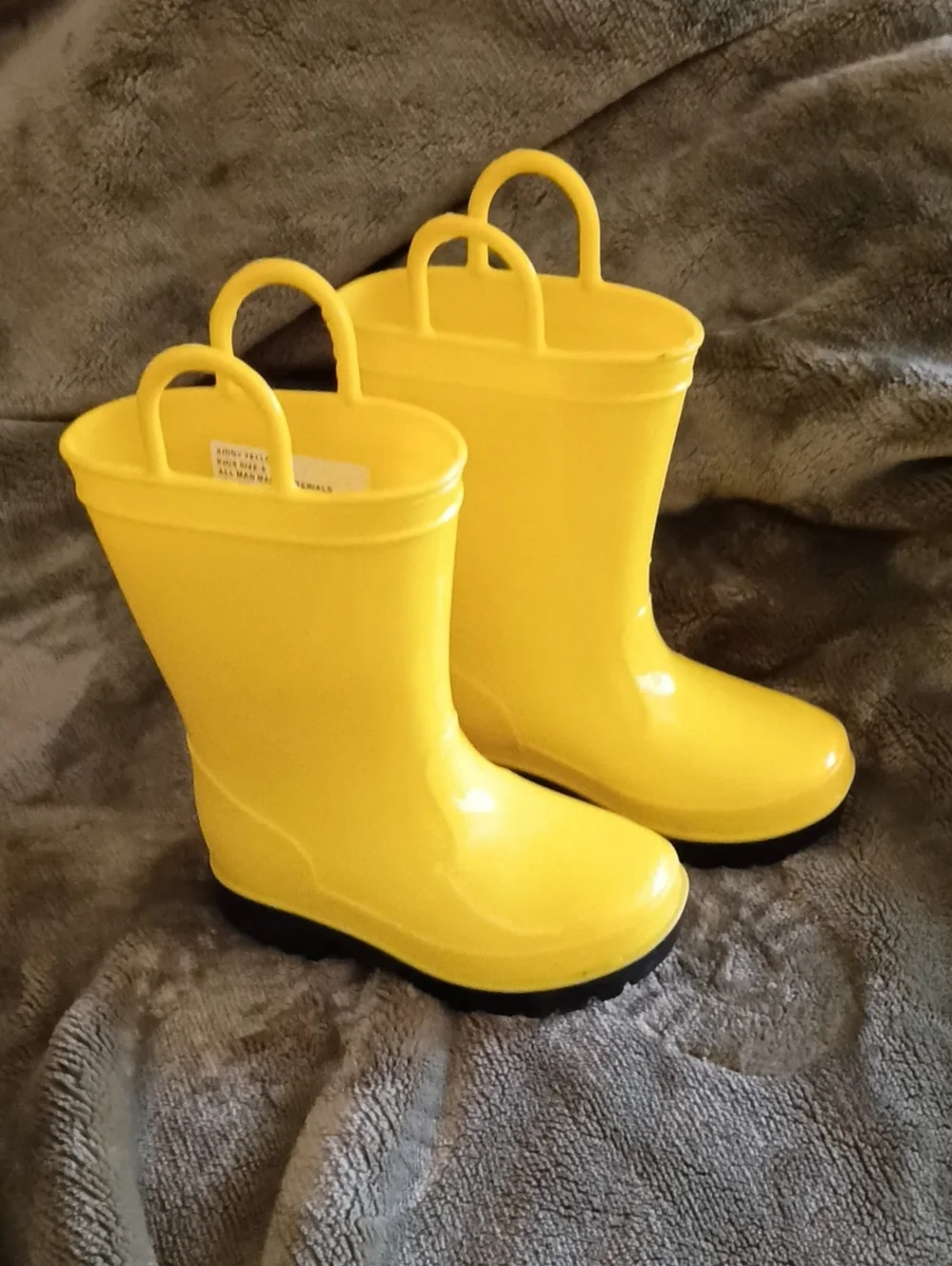 A200 Falls Creek Bright Yellow Kids Rain Boots with Easy Handles